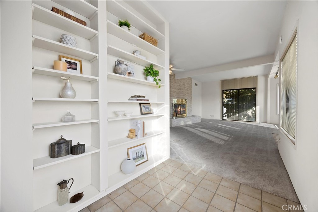 MLS #SR25271366 image #3