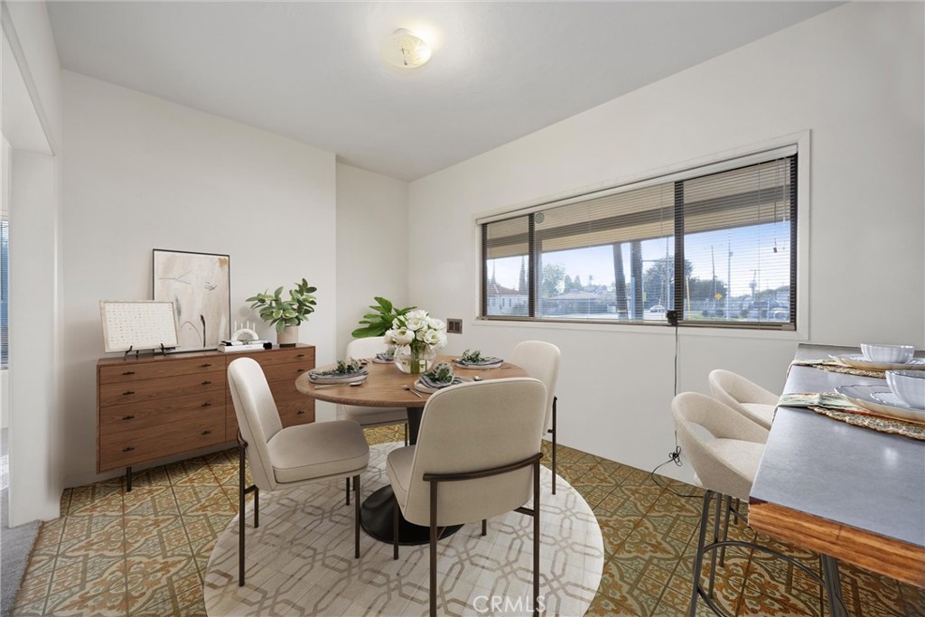 MLS #SR25271366 image #8