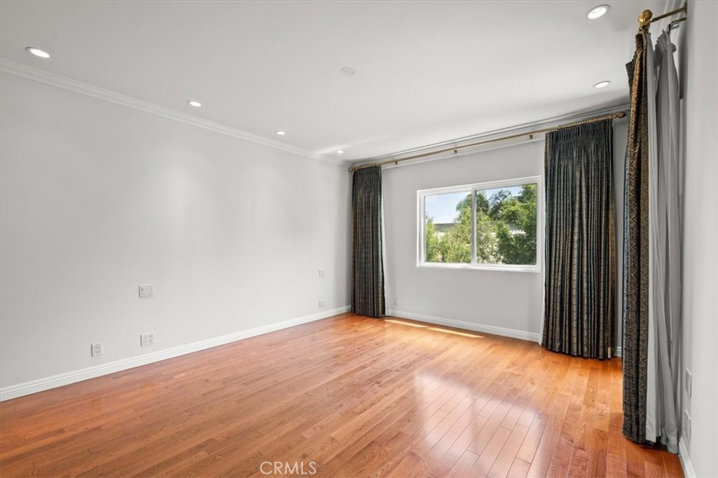 MLS #SR25271371 image #15