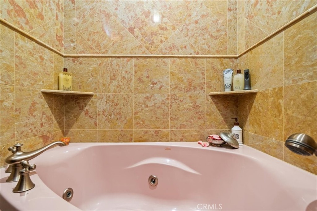 MLS #SR25271371 image #20