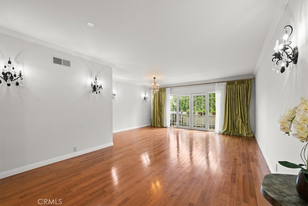 MLS #SR25271371 image #4