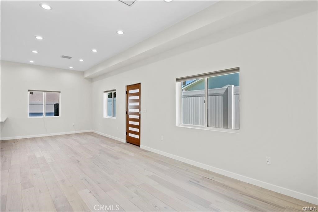 MLS #SR25271383 image #3