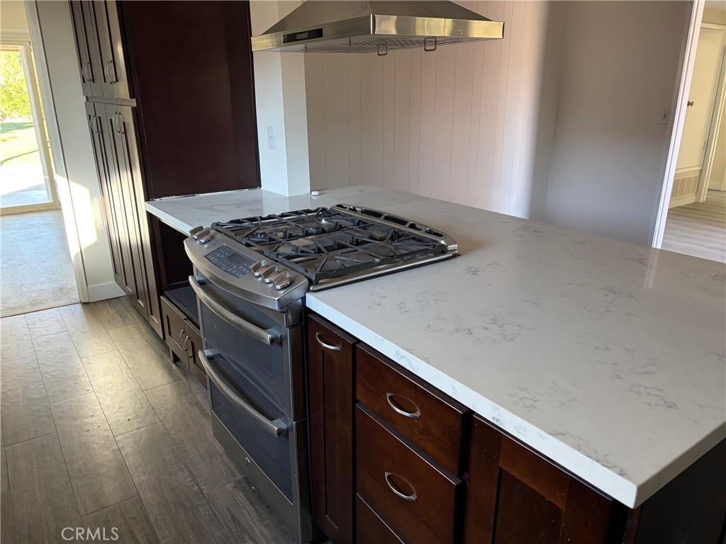 MLS #SR25271386 image #3