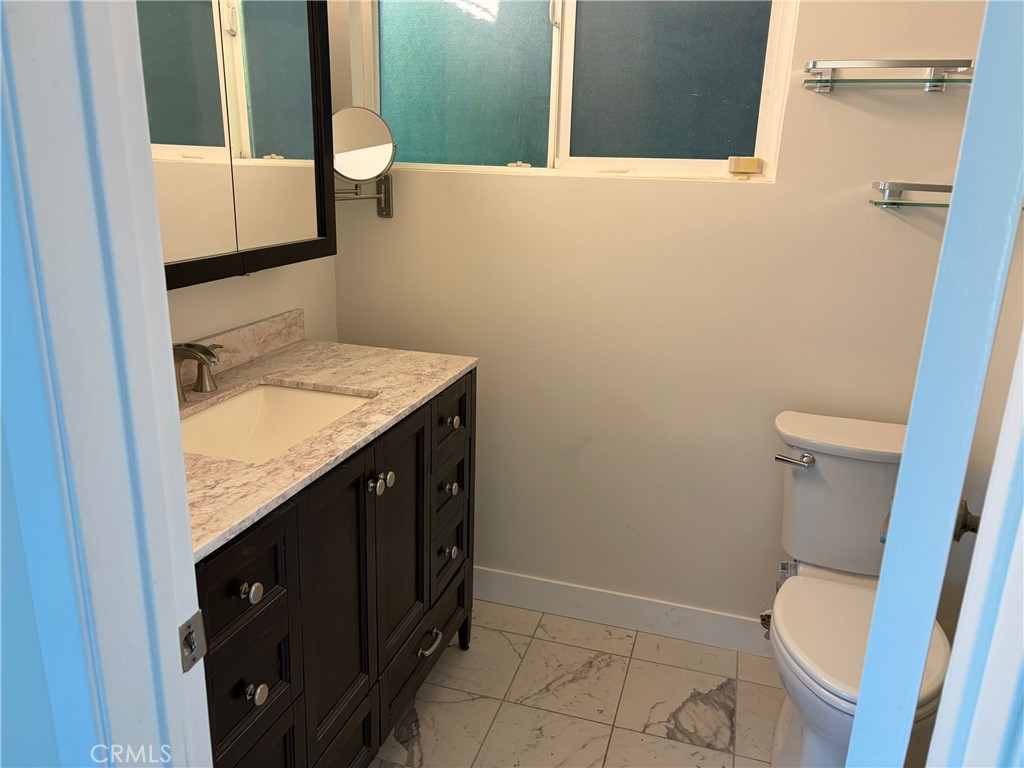 MLS #SR25271386 image #6