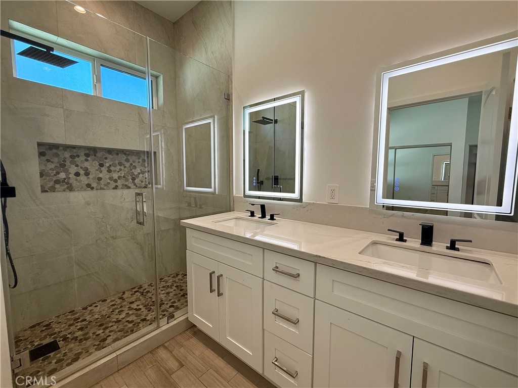 MLS #SR25271416 image #11