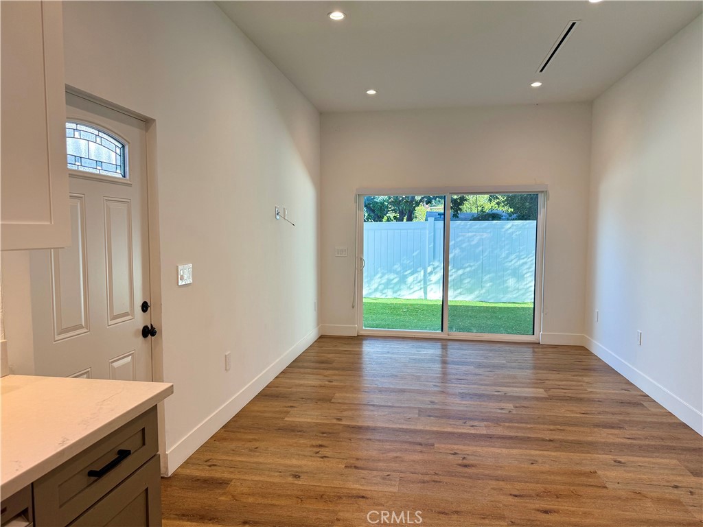 MLS #SR25271416 image #4