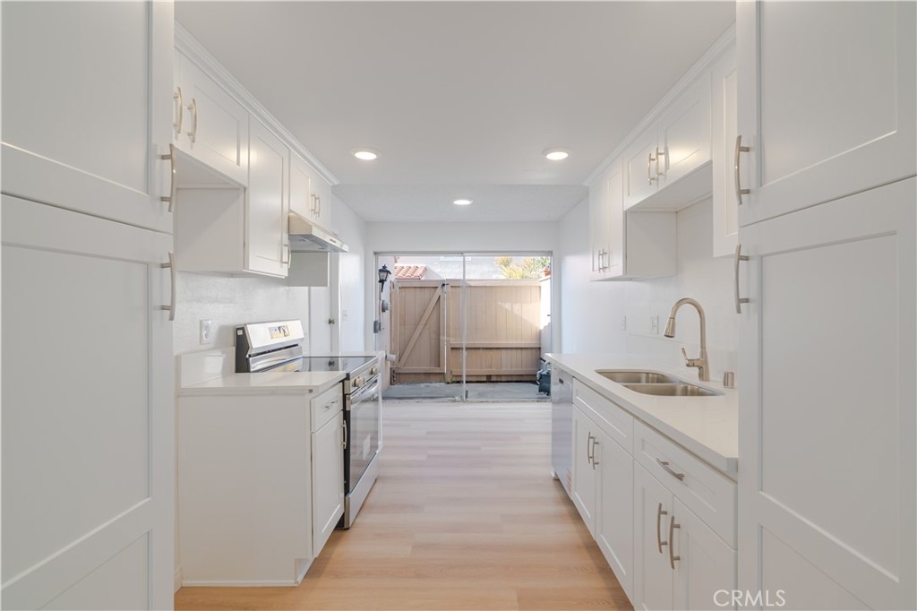 MLS #SR25271439 image #5