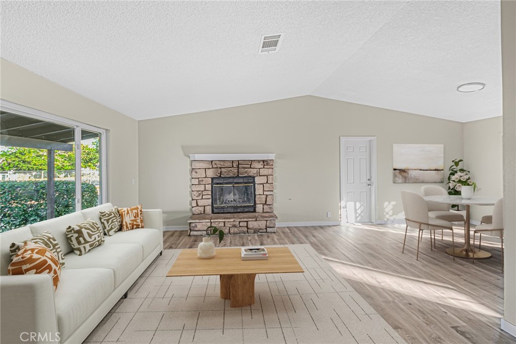 MLS #SR25271458 image #3