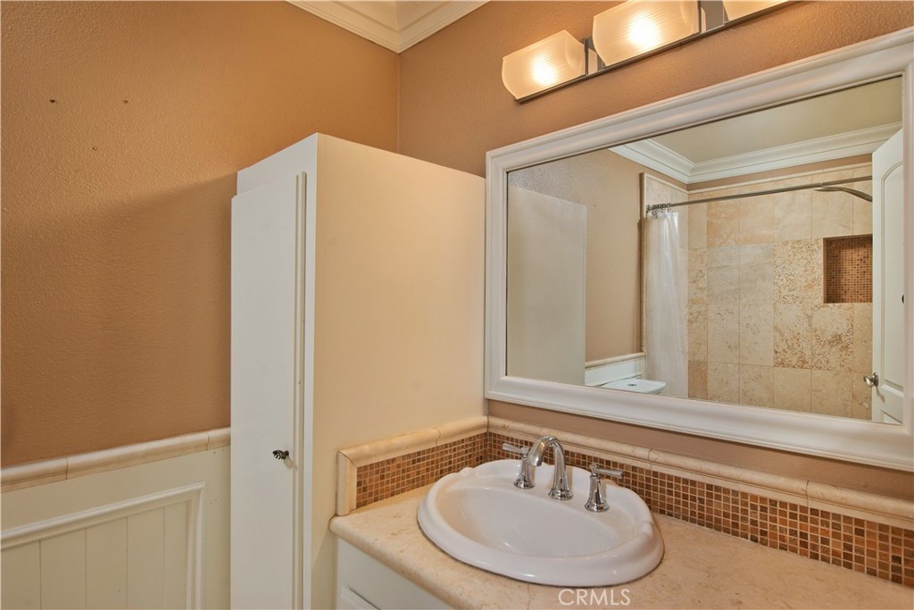 MLS #SR25271460 image #14