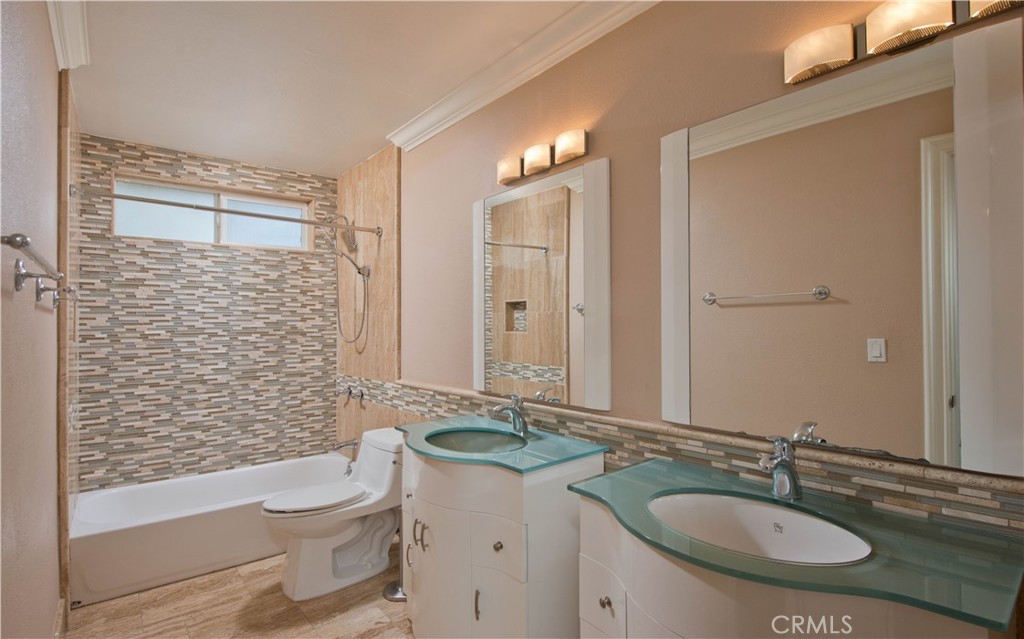 MLS #SR25271460 image #19