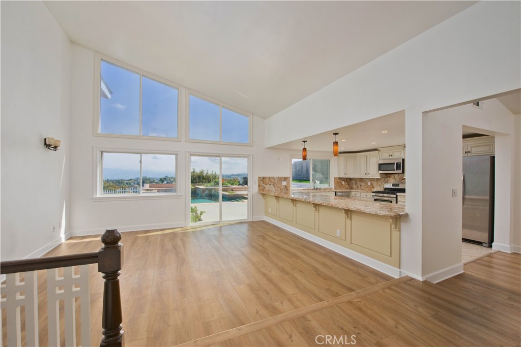 MLS #SR25271460 image #2