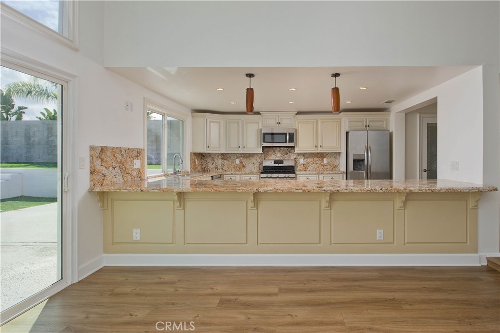 MLS #SR25271460 image #4