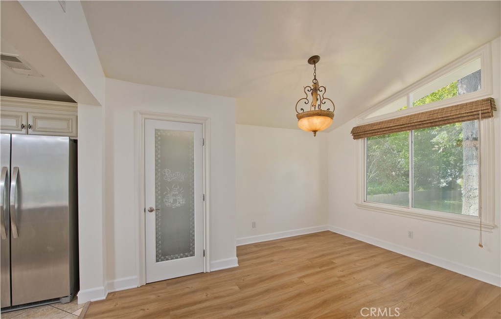 MLS #SR25271460 image #9