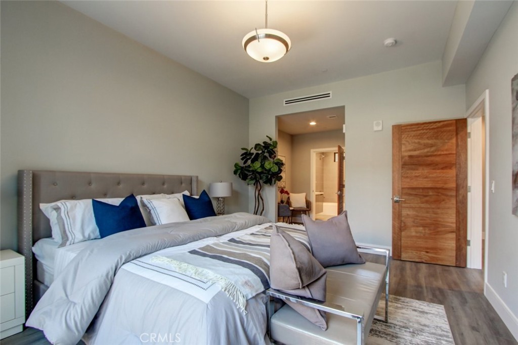 MLS #SR25271493 image #11