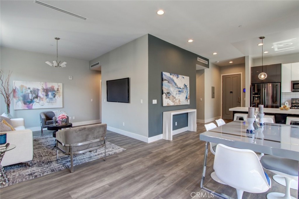 MLS #SR25271493 image #4