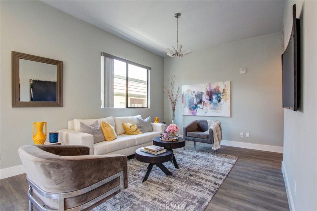 MLS #SR25271493 image #7