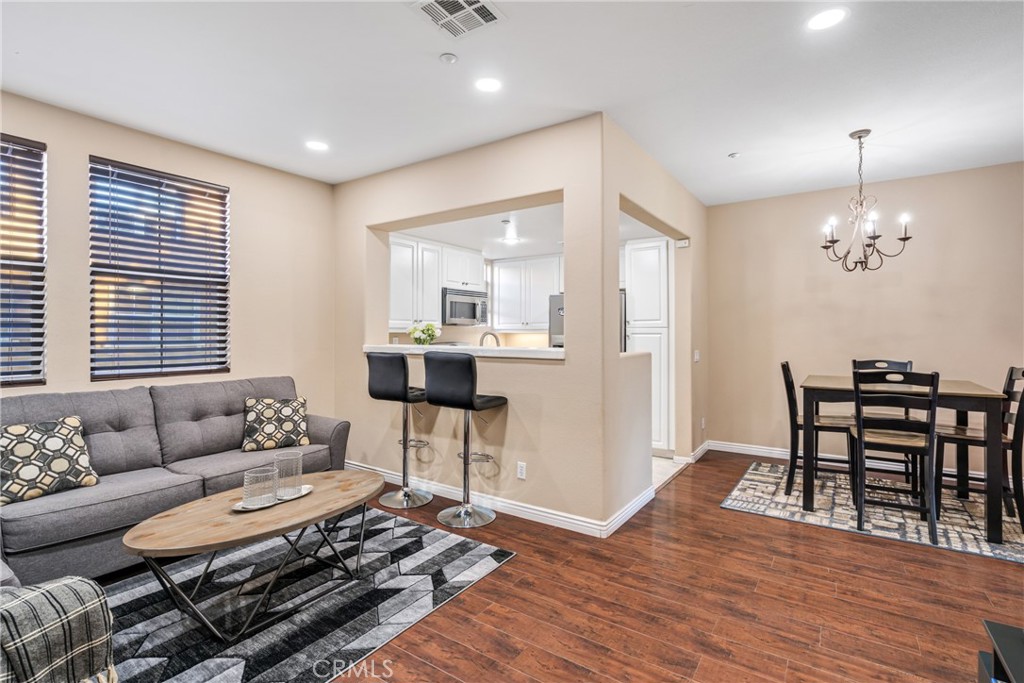 MLS #SR25271546 image #3