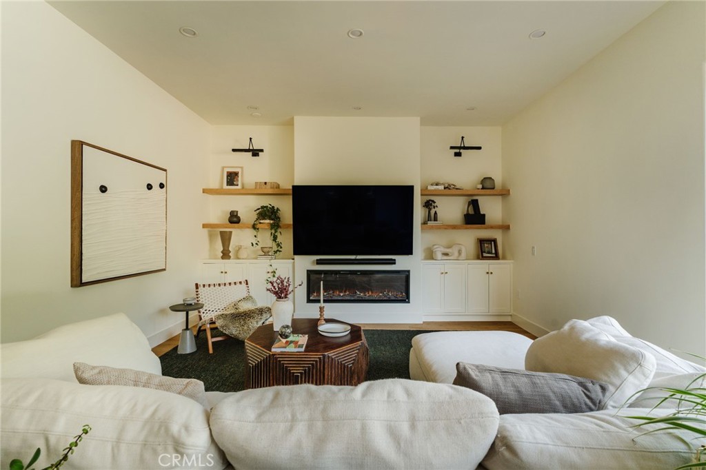 MLS #SR25271549 image #13