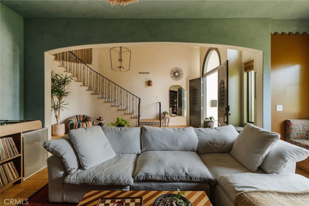 MLS #SR25271549 image #7