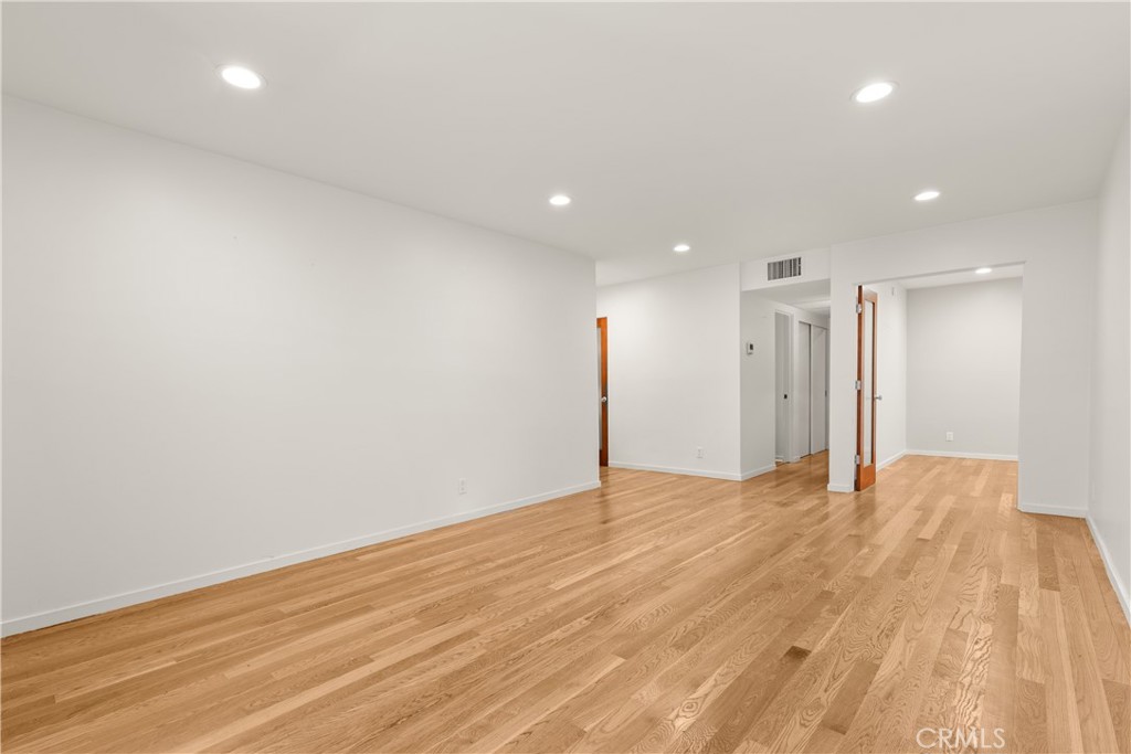 MLS #SR25271552 image #1