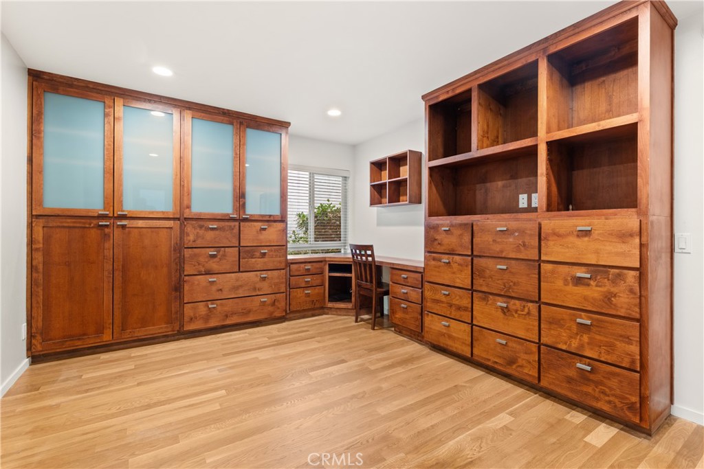 MLS #SR25271552 image #10