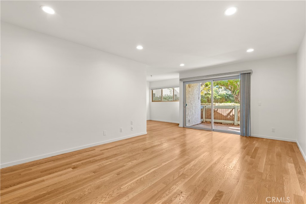 MLS #SR25271552 image #3