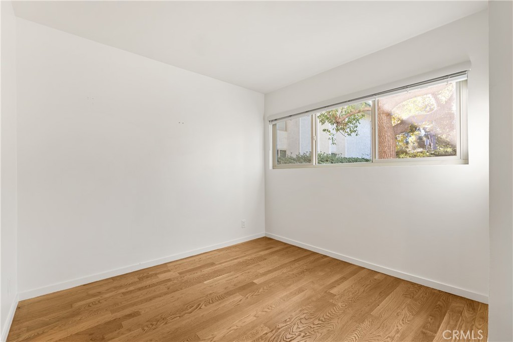 MLS #SR25271552 image #4