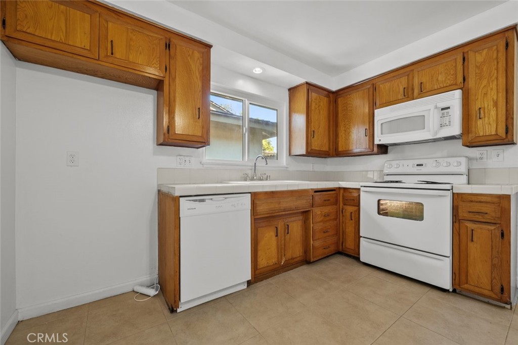 MLS #SR25271571 image #4