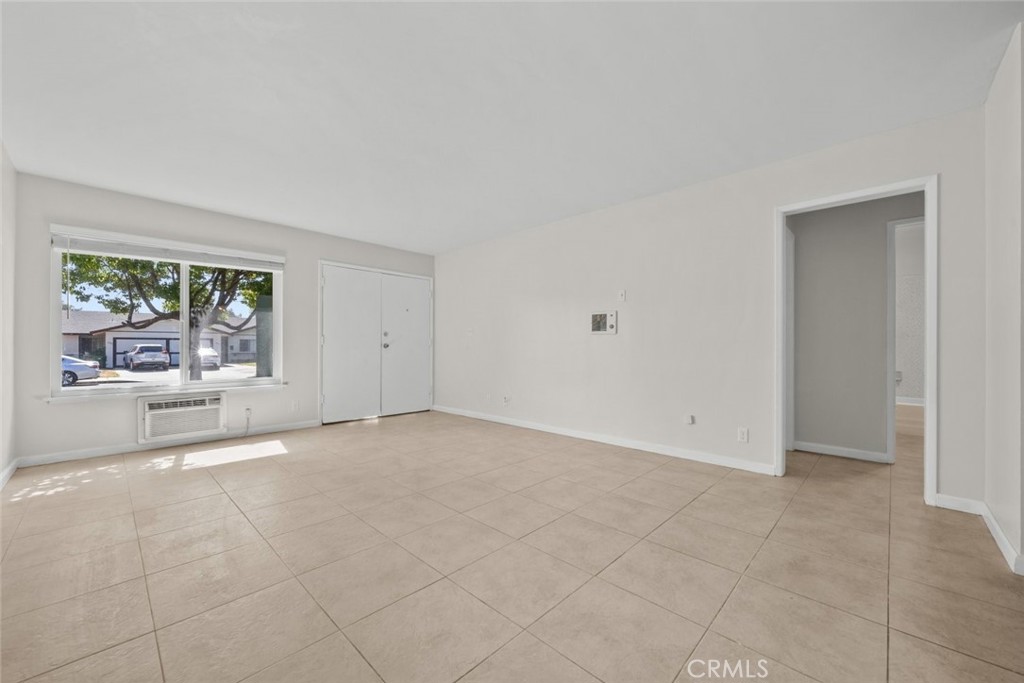 MLS #SR25271571 image #8