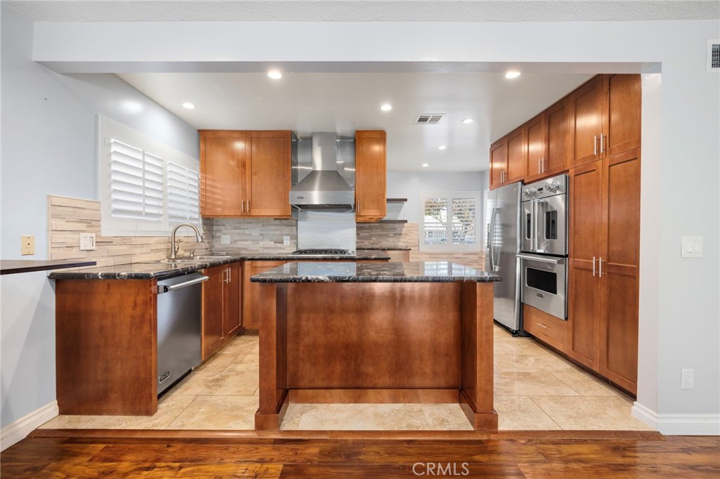 MLS #SR25271573 image #6