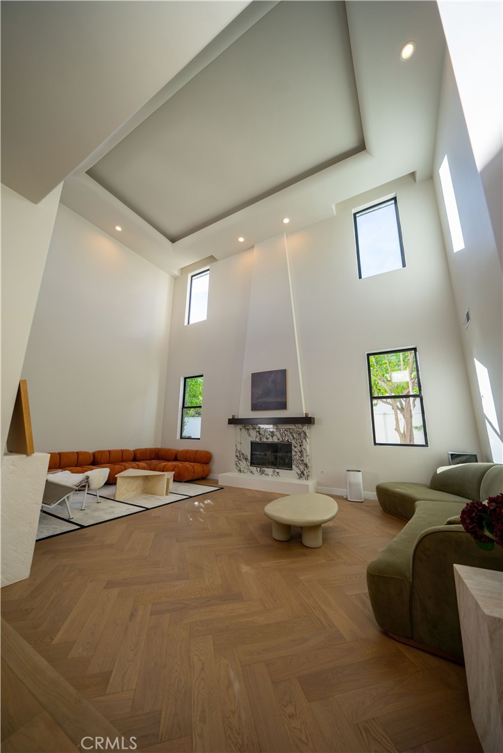 MLS #SR25271686 image #14