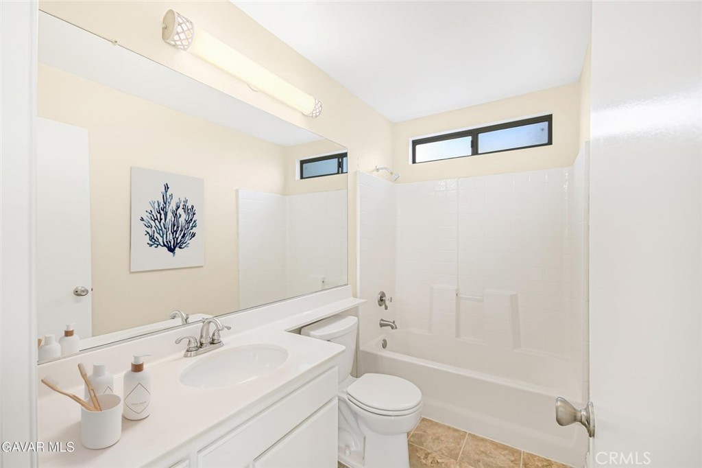 MLS #SR25271700 image #12