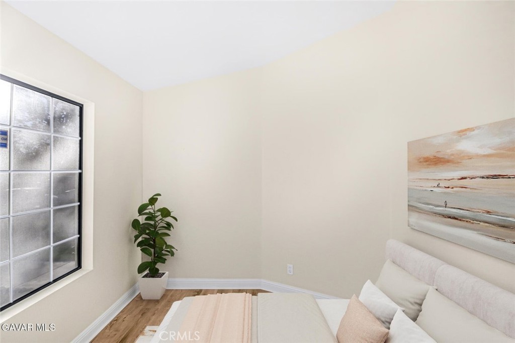 MLS #SR25271700 image #8