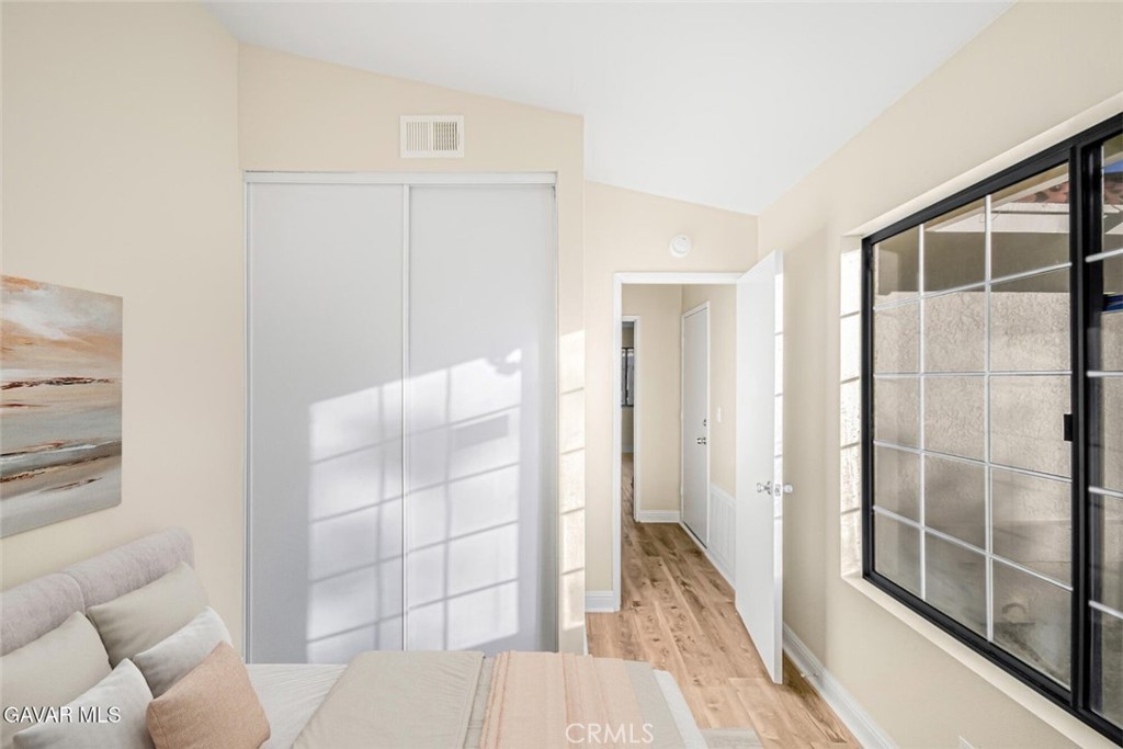 MLS #SR25271700 image #9