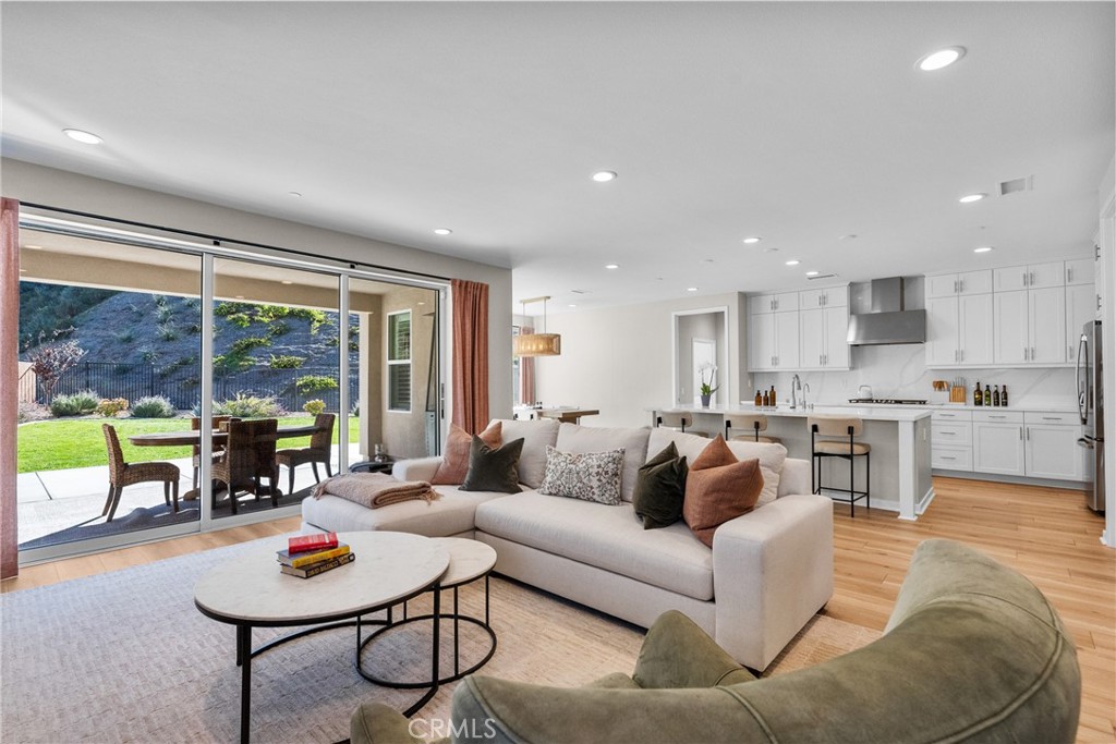 MLS #SR25271720 image #11