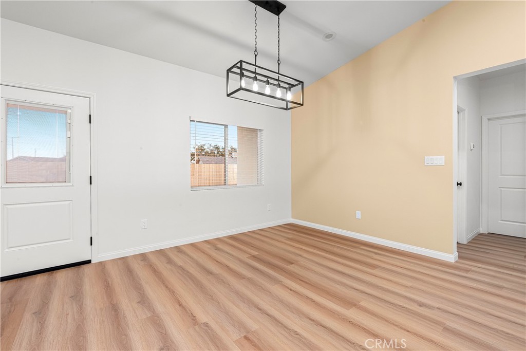 MLS #SR25271807 image #9