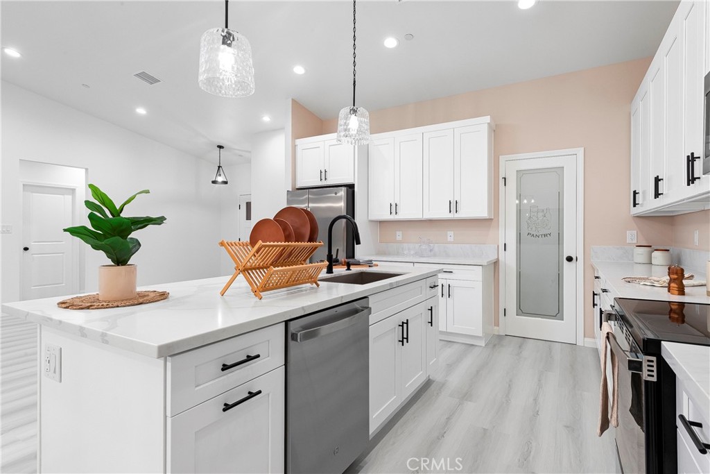 MLS #SR25271834 image #14