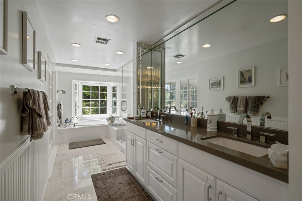 MLS #SR25271857 image #10