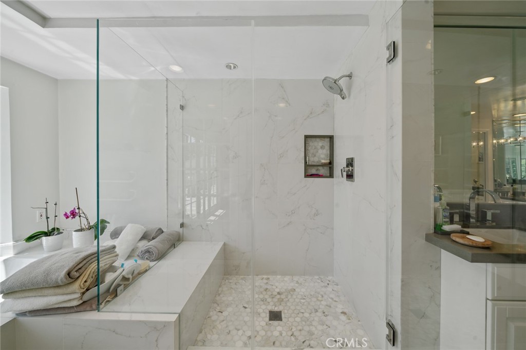 MLS #SR25271857 image #11