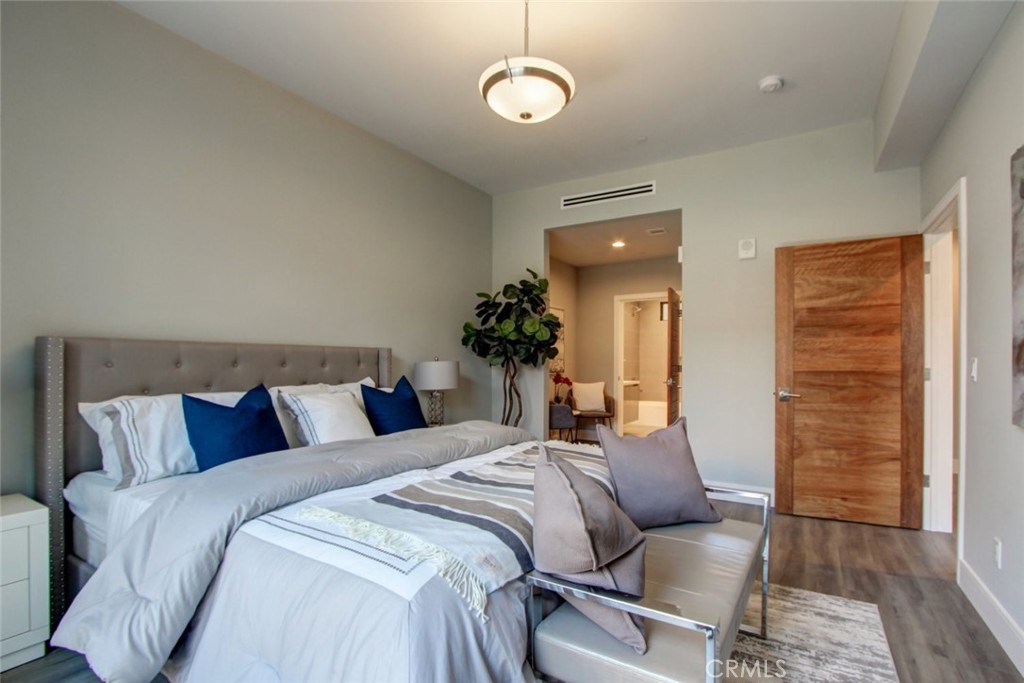 MLS #SR25271868 image #11