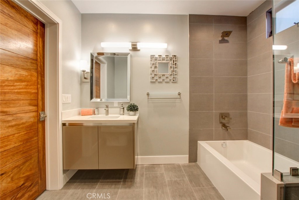 MLS #SR25271868 image #18