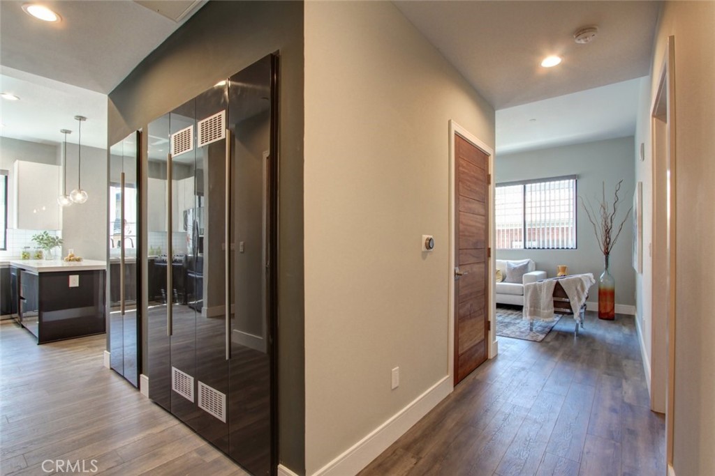 MLS #SR25271868 image #9