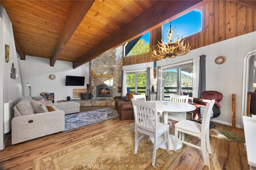 MLS #SR25271892 image #14