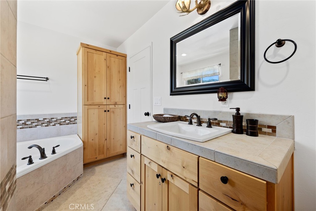 MLS #SR25271892 image #34