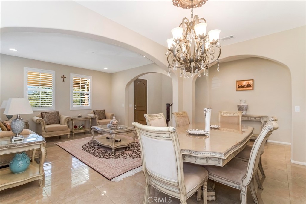 MLS #SR25271905 image #5