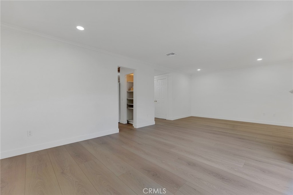 MLS #SR25271931 image #12