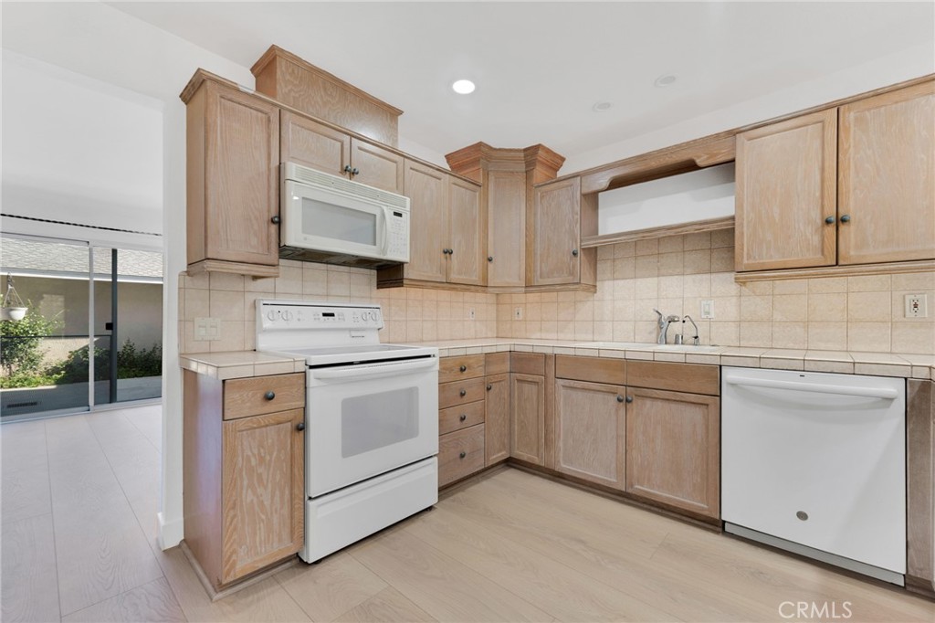 MLS #SR25271931 image #6