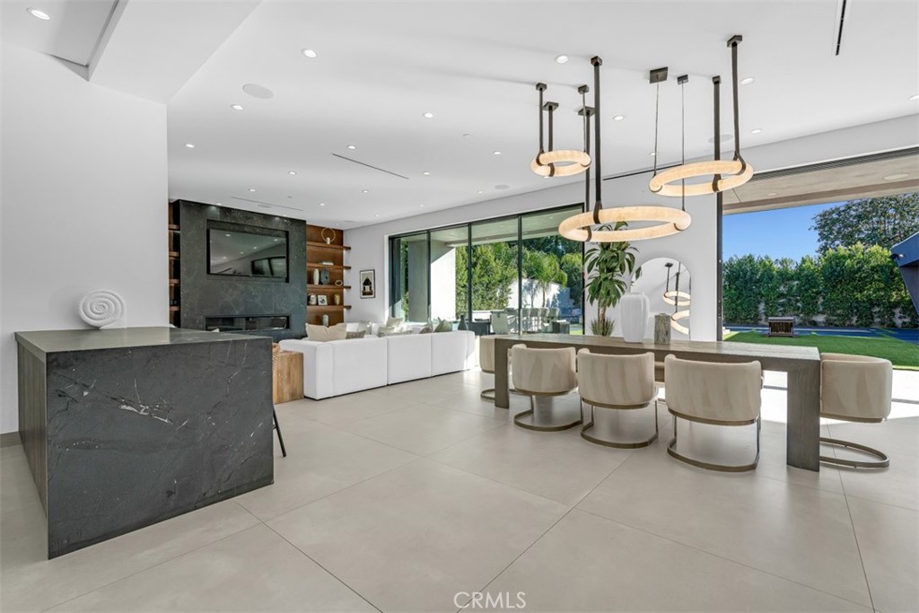 MLS #SR25271940 image #5