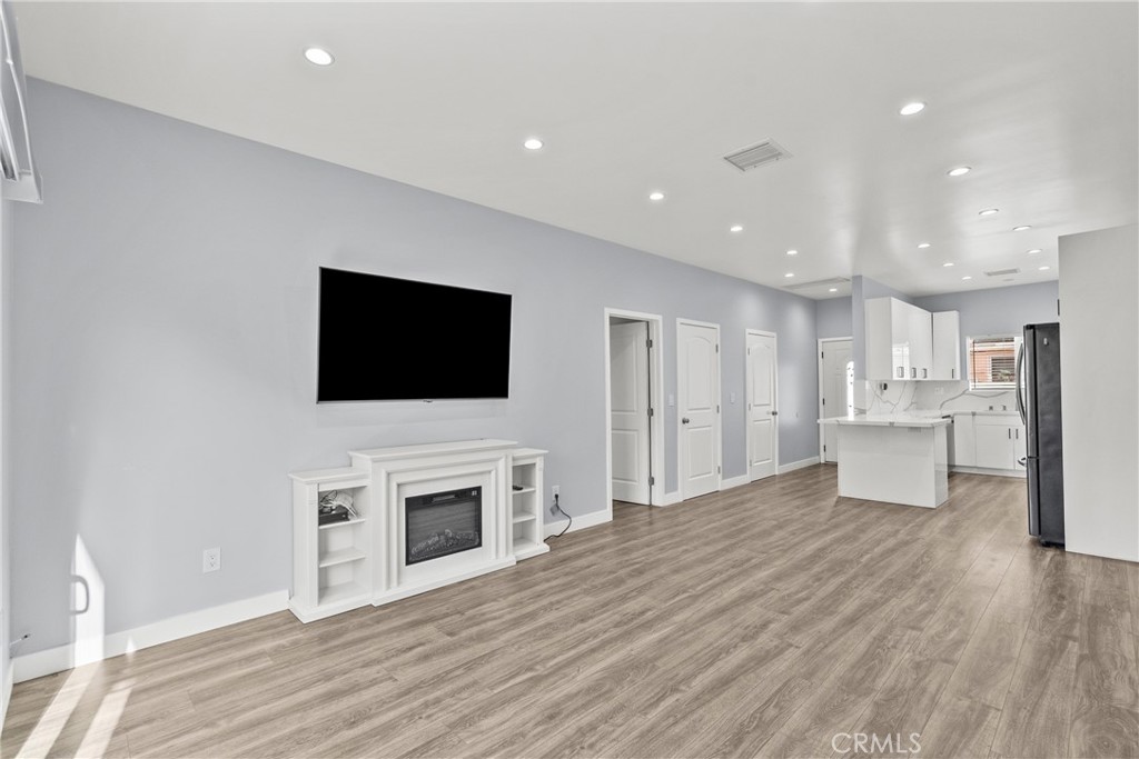 MLS #SR25271971 image #8