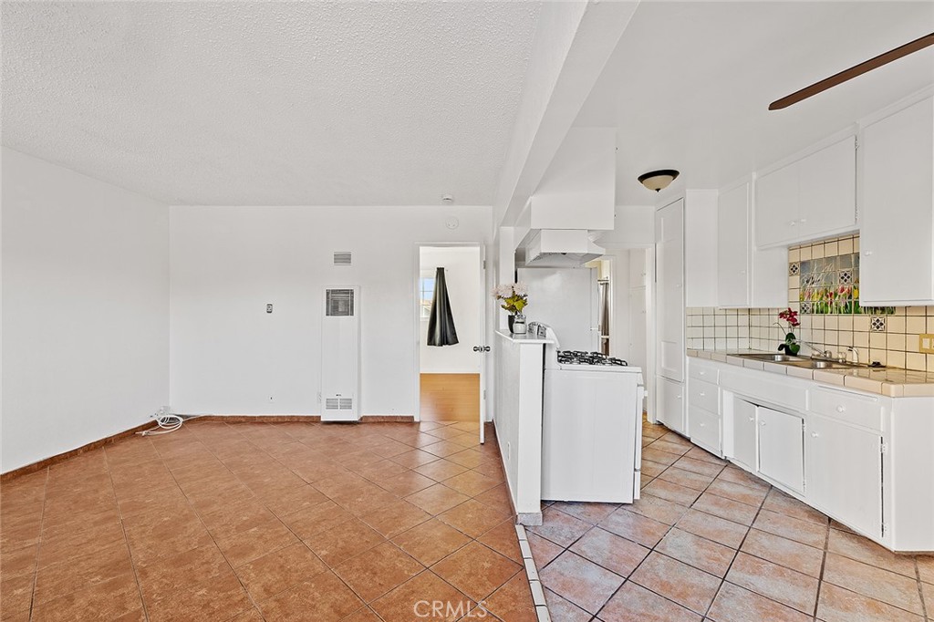 MLS #SR25272006 image #3